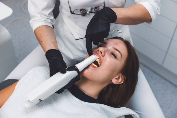 Best Dentist Open on Weekends  in Fort Dick, CA